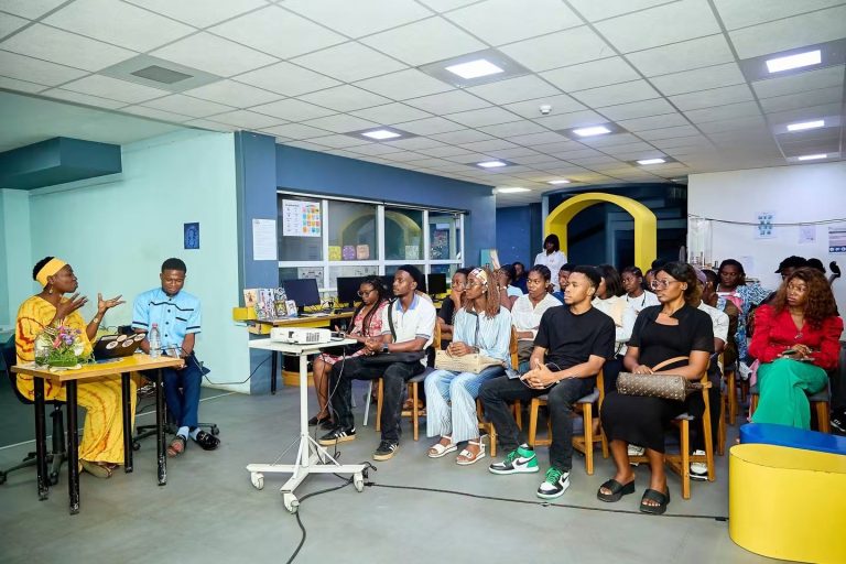 1003440851